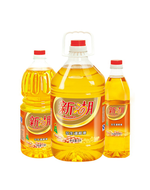食用油灌裝機(jī)回首艱苦過去，展望美好未來(lái)