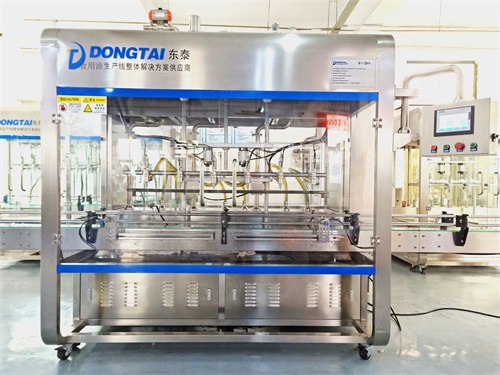 灌裝機(jī)界的黑馬，東泰食用油灌裝機(jī)走心安利