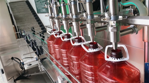 你的自動食用油灌裝機(jī)具備這些功能嗎？